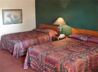 Pow Wow Inn-3