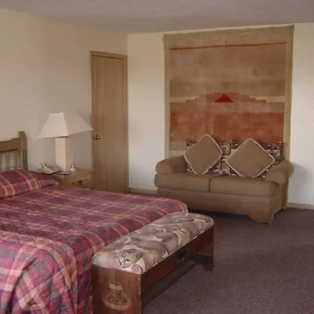 Pow Wow Inn-2