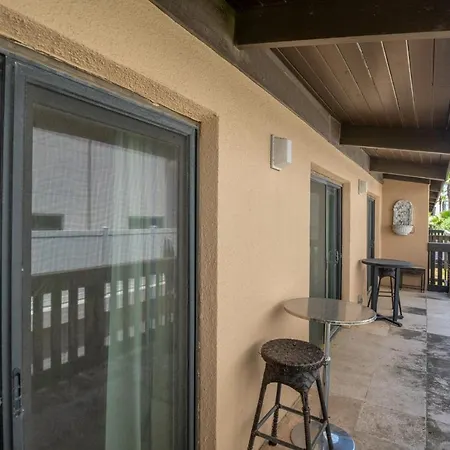 Tiki 216-2