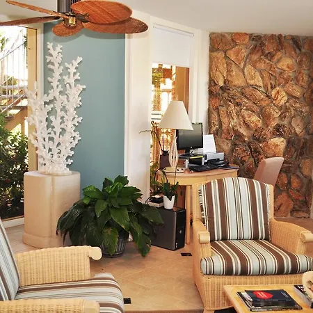 Laguna Shores Studio Suites-3