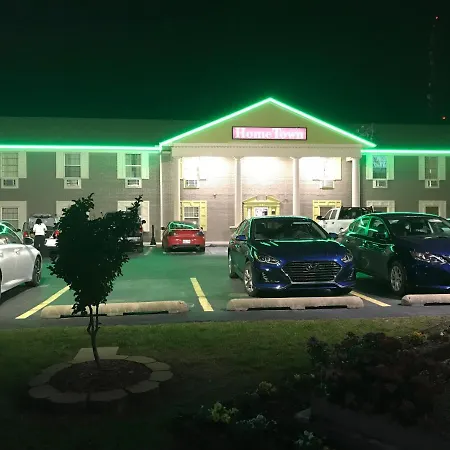 Hometown Inn & Suites-3