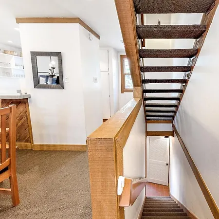 Comfortable And Functional Gold Bend Condo-2