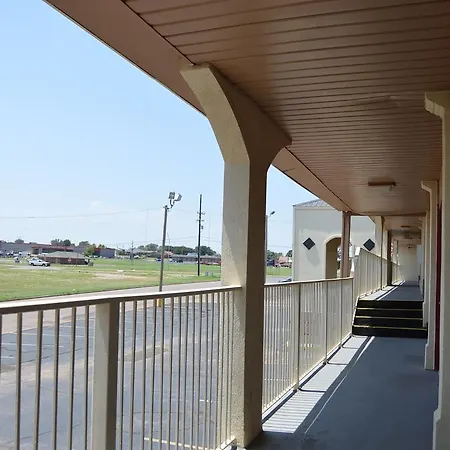 Regency Inn & Suites-3
