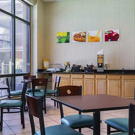 Quality Hotel Morehead City Near Atlantic Beach-2