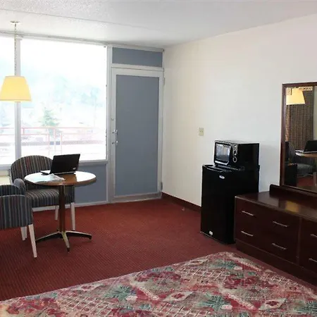 Greene Motel Boone-3
