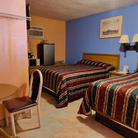 Western Motel-3