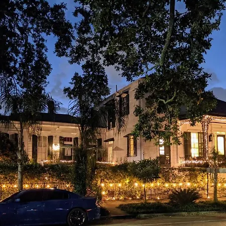 The Esplanade Guesthouse Mansion-3