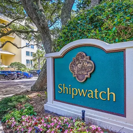 Oceanfront Condo With Large Balcony, Pool, Central Ac & Views-3