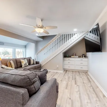 Bay Point Harbour Villa #221-3