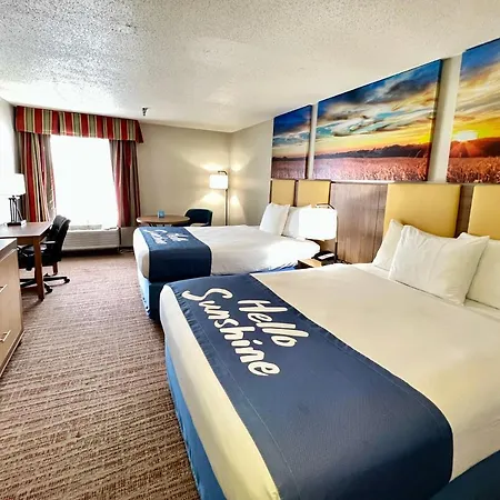 Days Inn By Wyndham Rayne-2