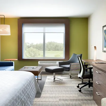 Holiday Inn Express & Suites - Milwaukee West Allis By Ihg-2