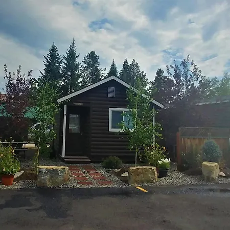 9 Bar W Cabins-3