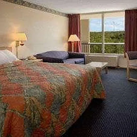 Days Inn Newport-3