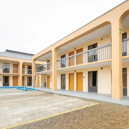 Oyo Hotel Baton Rouge Mid City-2