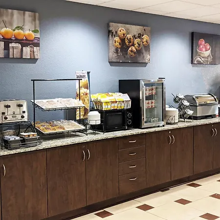 Microtel Inn & Suites By Wyndham Michigan City-3