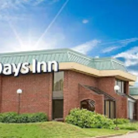 Days Inn By Wyndham Rolla-2