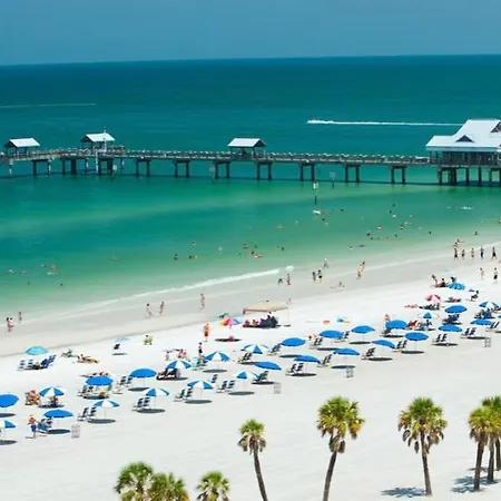 Seahorse Suite Beach Heated Pool Fireplace Great Location-2
