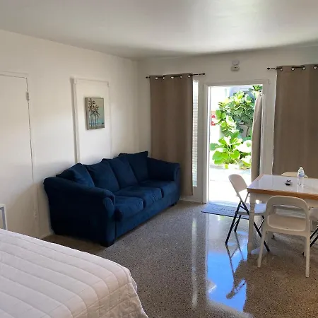 Tiana Beach Inn-2