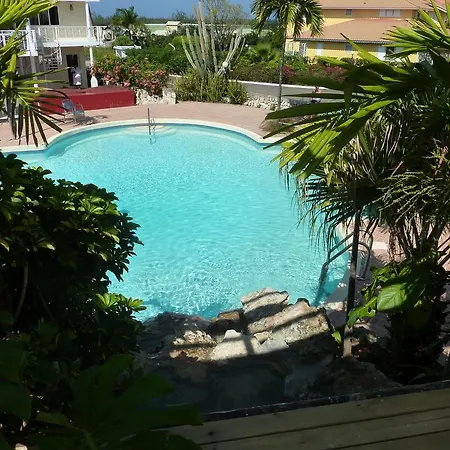 The Atrium At Ironshore-2