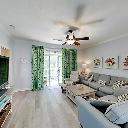 Barefoot Resort-2