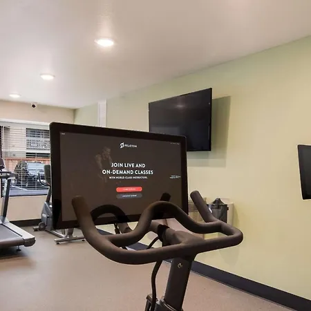 Woodspring Suites Portland Vancouver-2