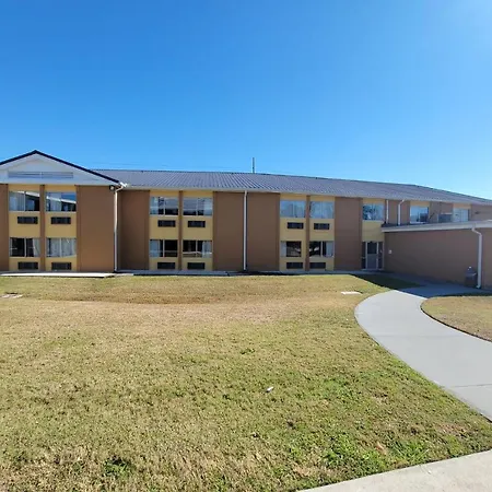 Executive Inn & Suites-2