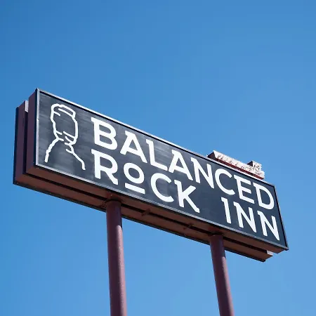 Balanced Rock Inn-3