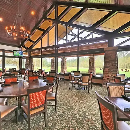 Luxury Golf Retreat-3