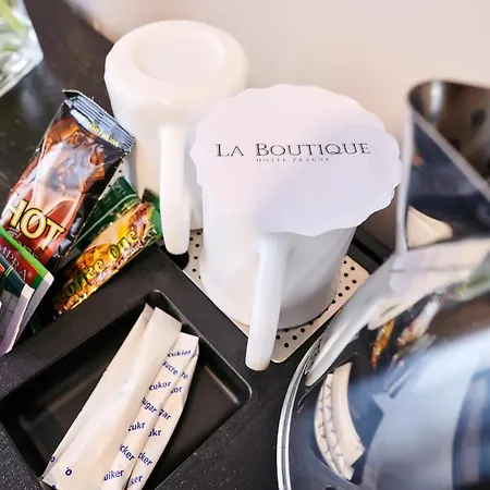 La Boutique-2