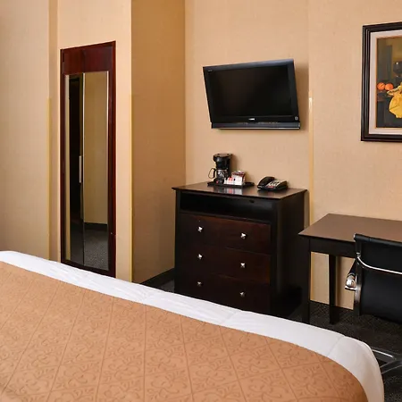 Baltimore Plaza Hotel-3