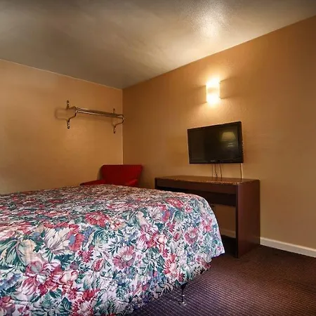 Civic Center Inn-2