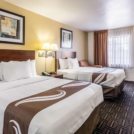 Quality Inn Fresno Near University-2