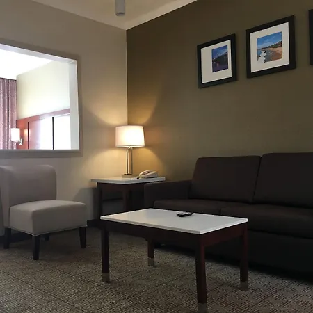 Quality Suites John Wayne Airport-2