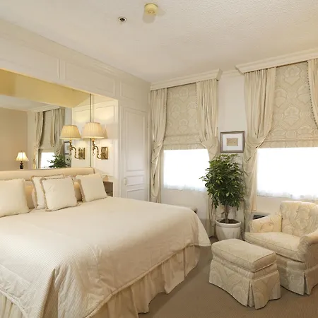 The Chesterfield Hotel Palm Beach-3