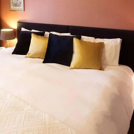 Charlton Kings Hotel-2