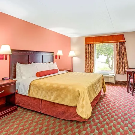 Ramada By Wyndham Murfreesboro-3