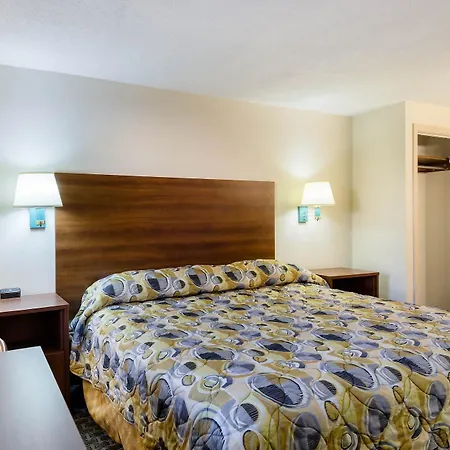 Econo Lodge West Springfield-2
