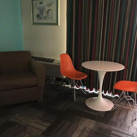 Howard Johnson By Wyndham Winter Haven Fl-2