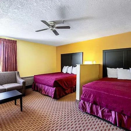 Rodeway Inn & Suites Monticello-2