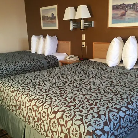 Days Inn By Wyndham Hurricane/Zion National Park Area-3