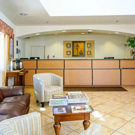 Lamplighter Inn & Suites-3
