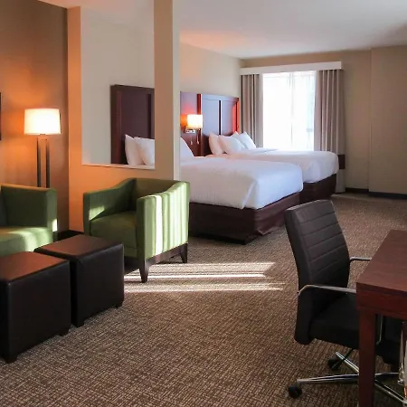 Comfort Suites Summerville-3