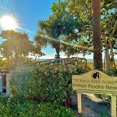 Beachside Villas 204B-3