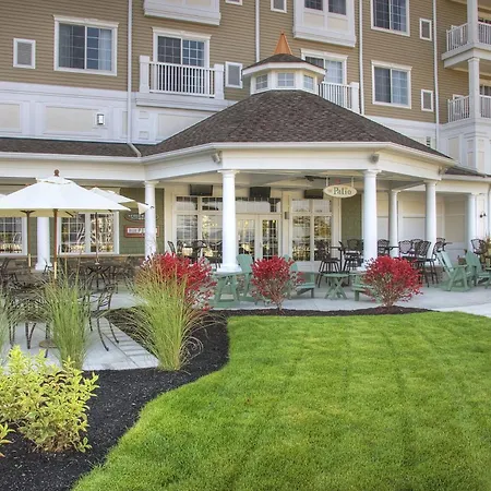 Watkins Glen Harbor Hotel-3