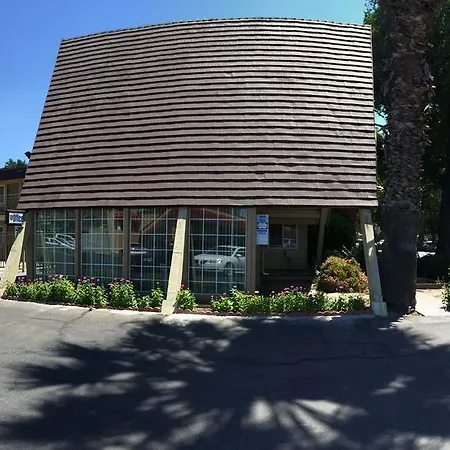 Discovery Inn-3