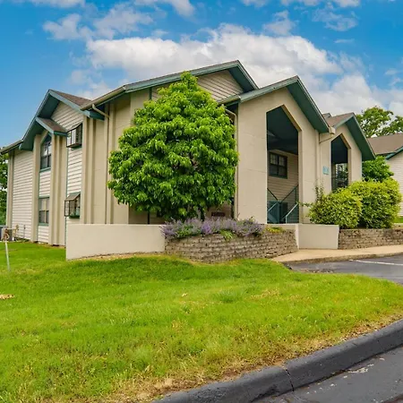 2 Bed Condo-The Greens At Thousand Hills-Coffee Bar-2