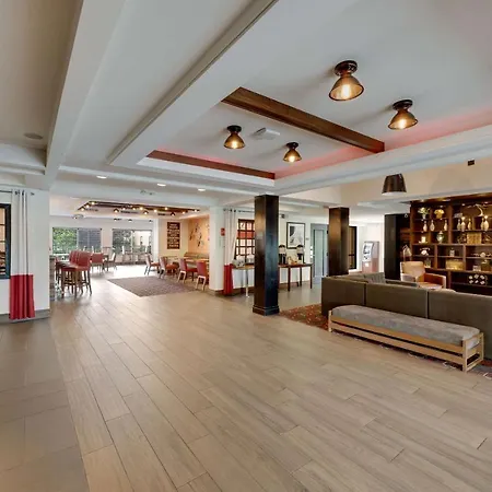 The Crossroads Hotel - Newburgh-3