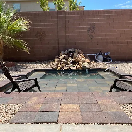 Zion Rv Stone Pool Inn, Pets Stay Free, Fenced In Yard, Relaxing Waterfall!-2