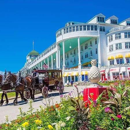 Grand Hotel Mackinac Island-3
