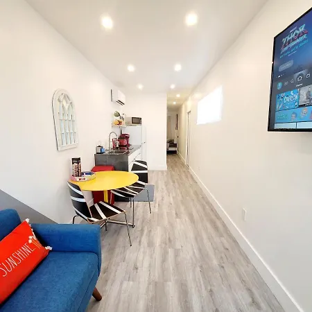 Miami Vacation Guest House-2